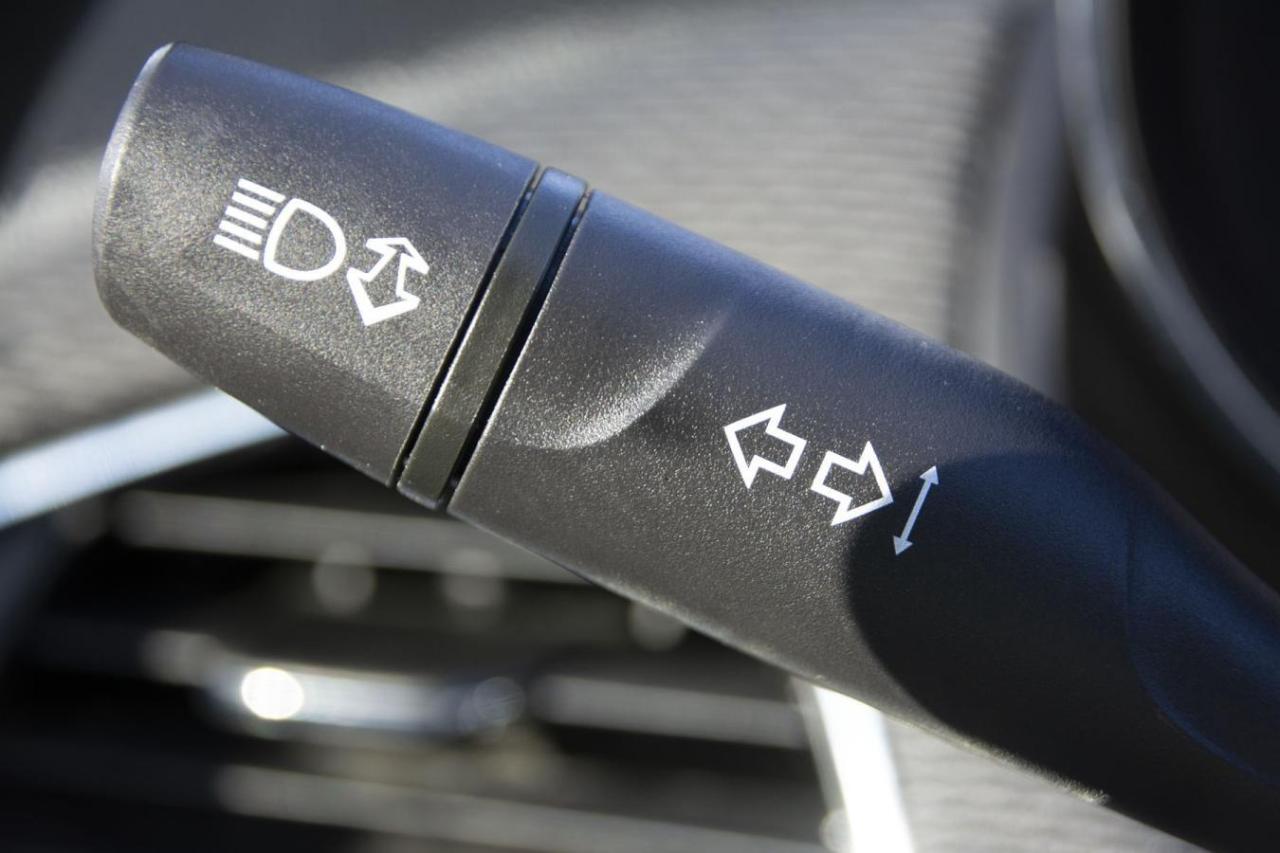 2017 Chevrolet Cruze CRUZE LT Photo