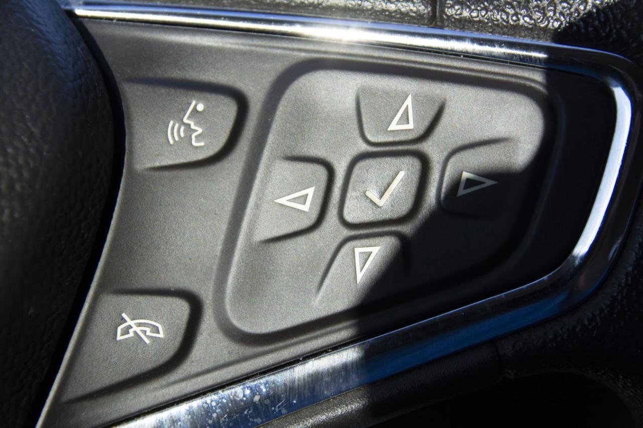 2017 Chevrolet Cruze LT Photo