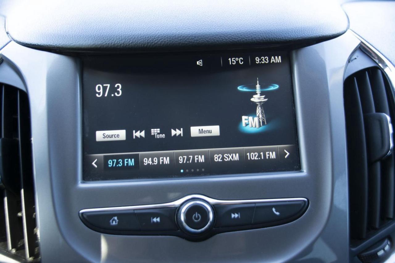 2017 Chevrolet Cruze LT Photo