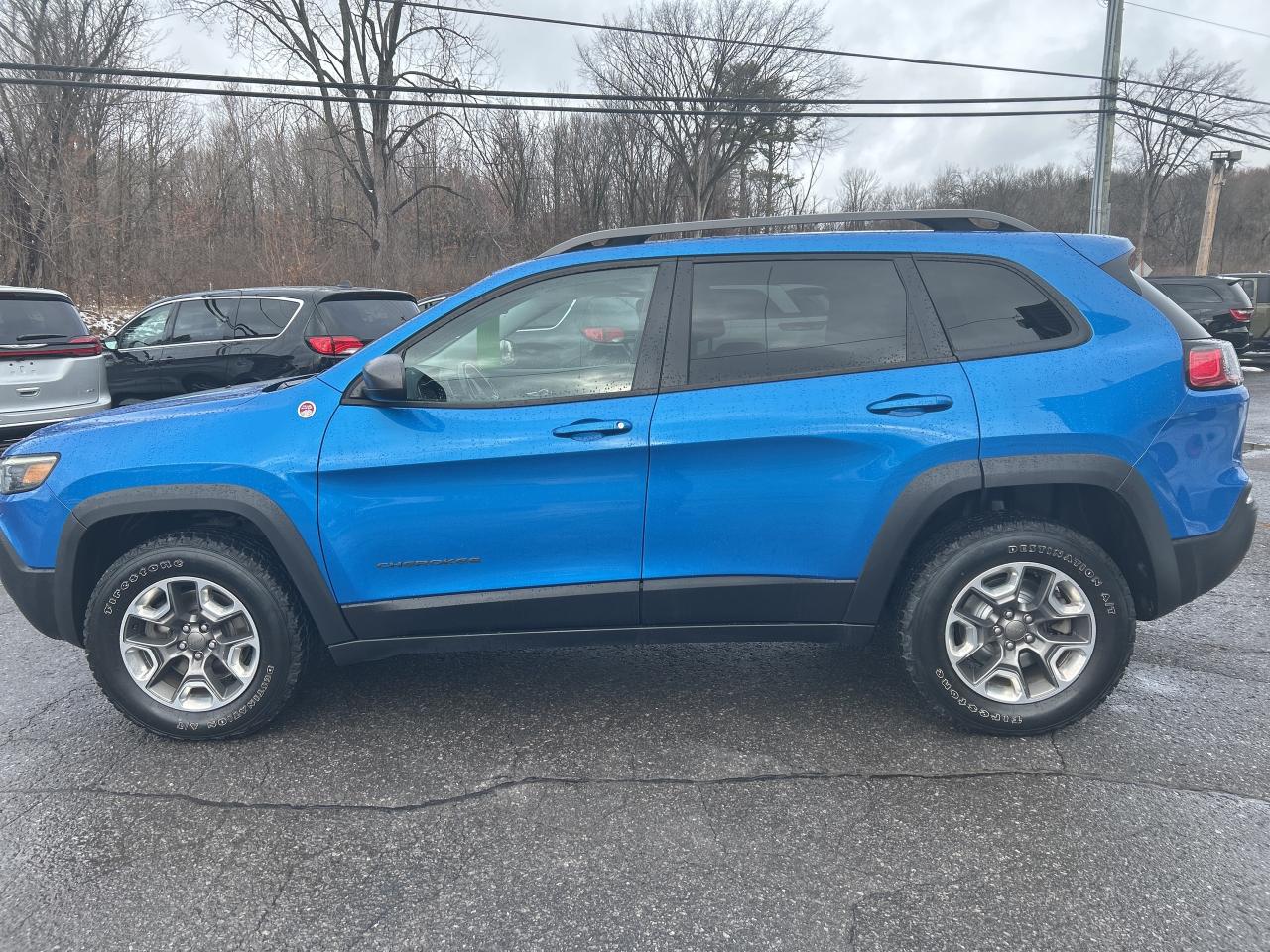 2020 Jeep Cherokee Trailhawk Photo
