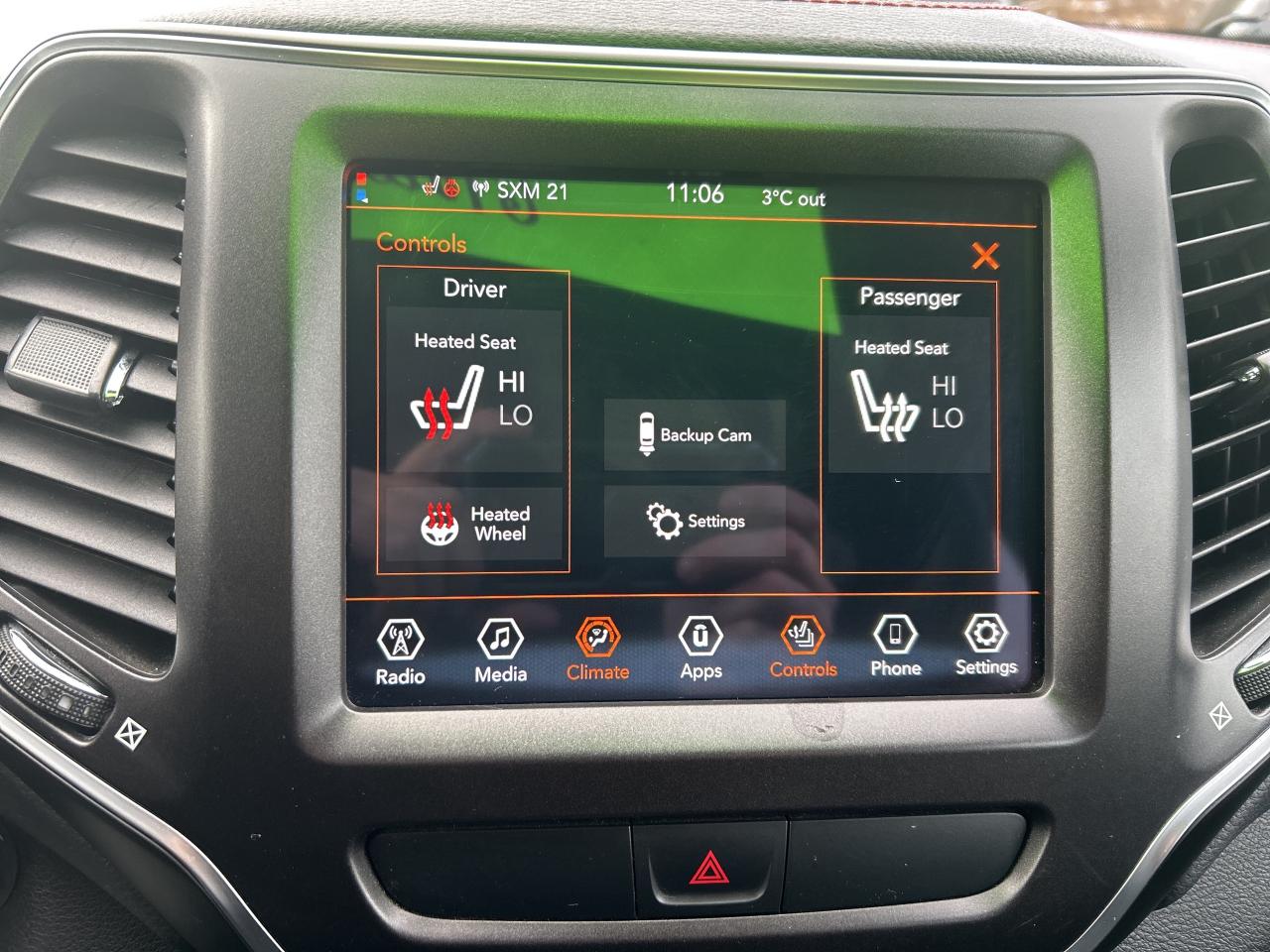 2020 Jeep Cherokee Trailhawk Photo