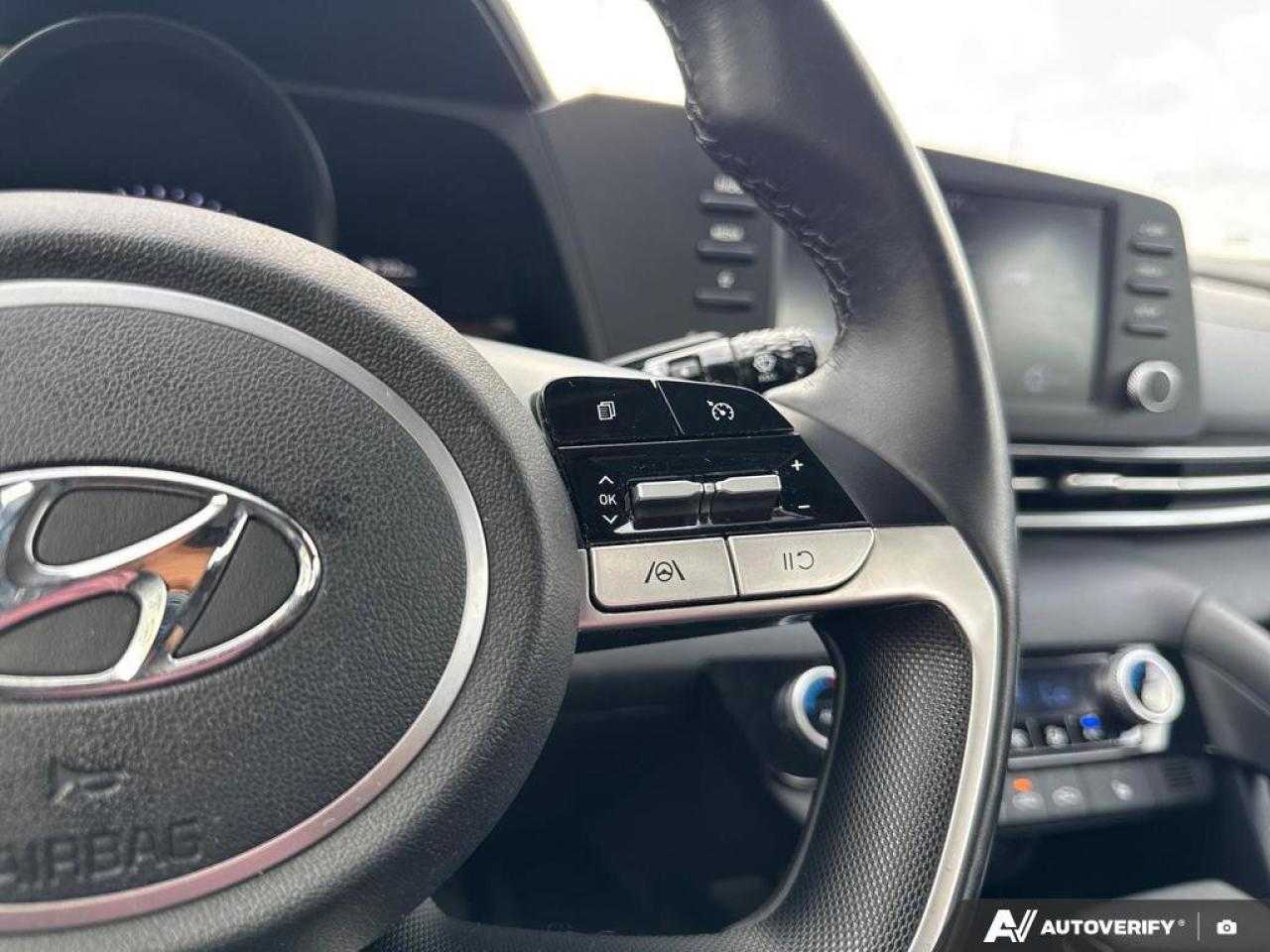 2022 Hyundai Elantra Preferred IVT w/Sun & Tech Package   Sunroof   Hea Photo