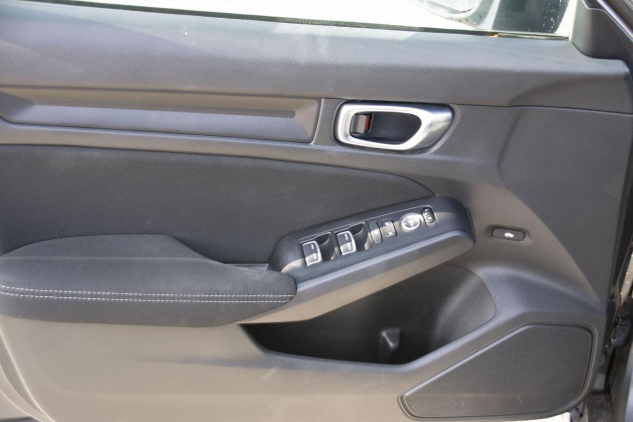 2022 Honda Civic Sedan LX Photo