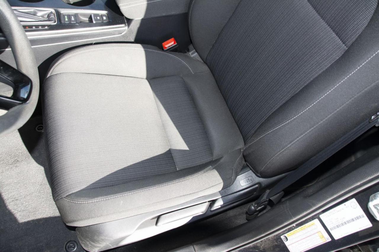 2022 Honda Civic Sedan LX Photo