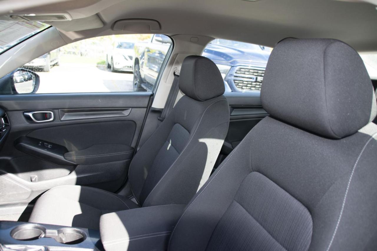 2022 Honda Civic Sedan LX Photo