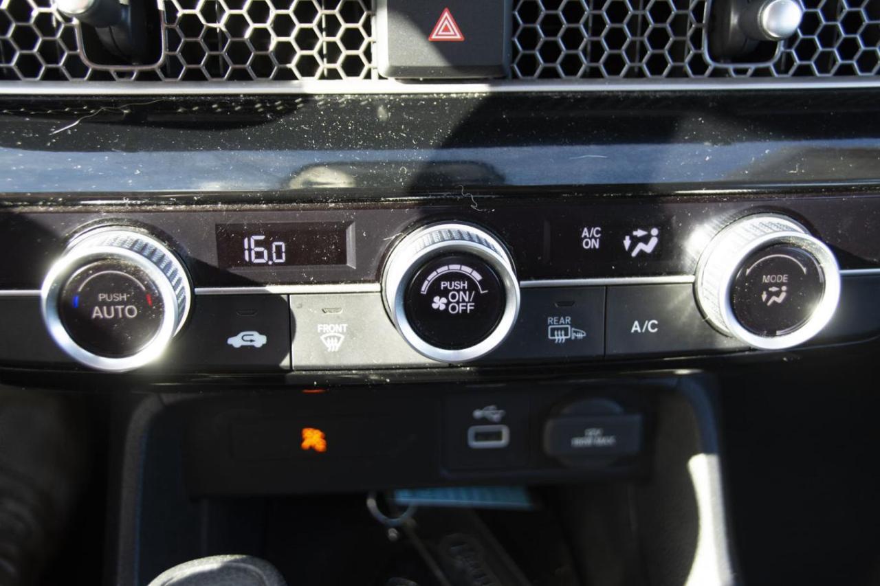 2022 Honda Civic Sedan LX Photo