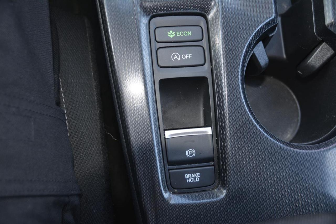 2022 Honda Civic Sedan LX Photo