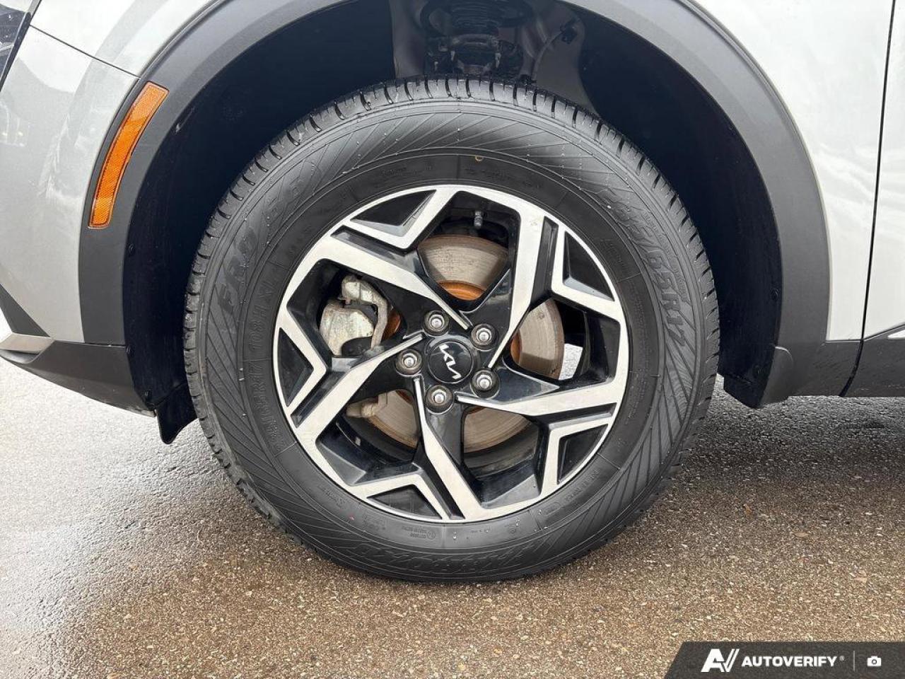 2023 Kia Sportage LX   LANE KEEP ASSIST   WIRELESS CARPLAY   HEATED Photo