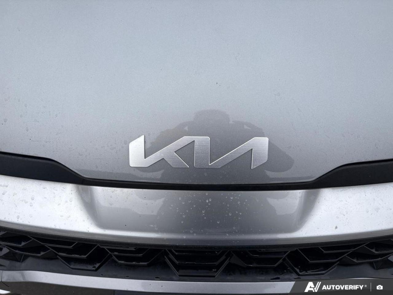 2023 Kia Sportage LX   LANE KEEP ASSIST   WIRELESS CARPLAY   HEATED Photo