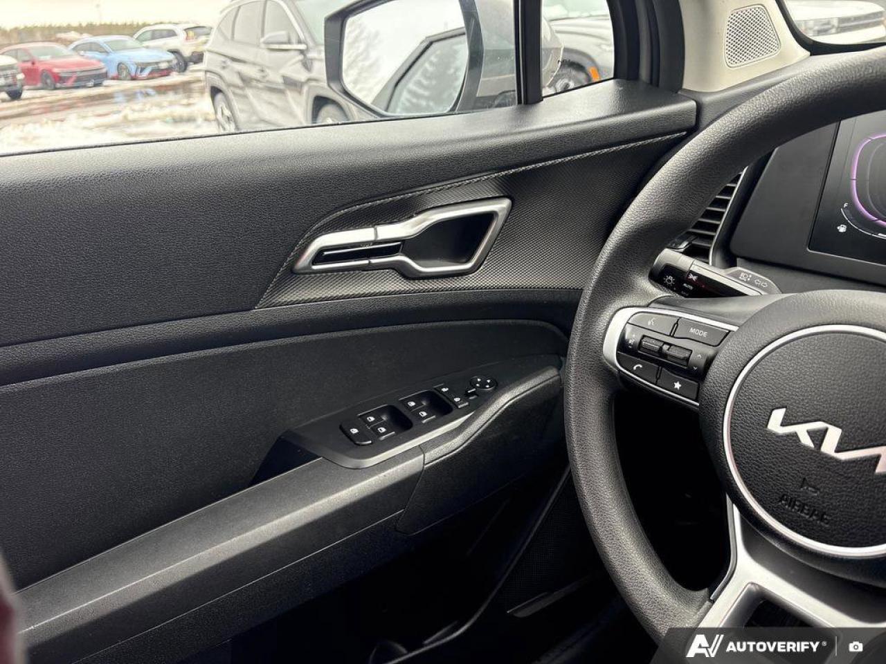 2023 Kia Sportage LX   LANE KEEP ASSIST   WIRELESS CARPLAY   HEATED Photo