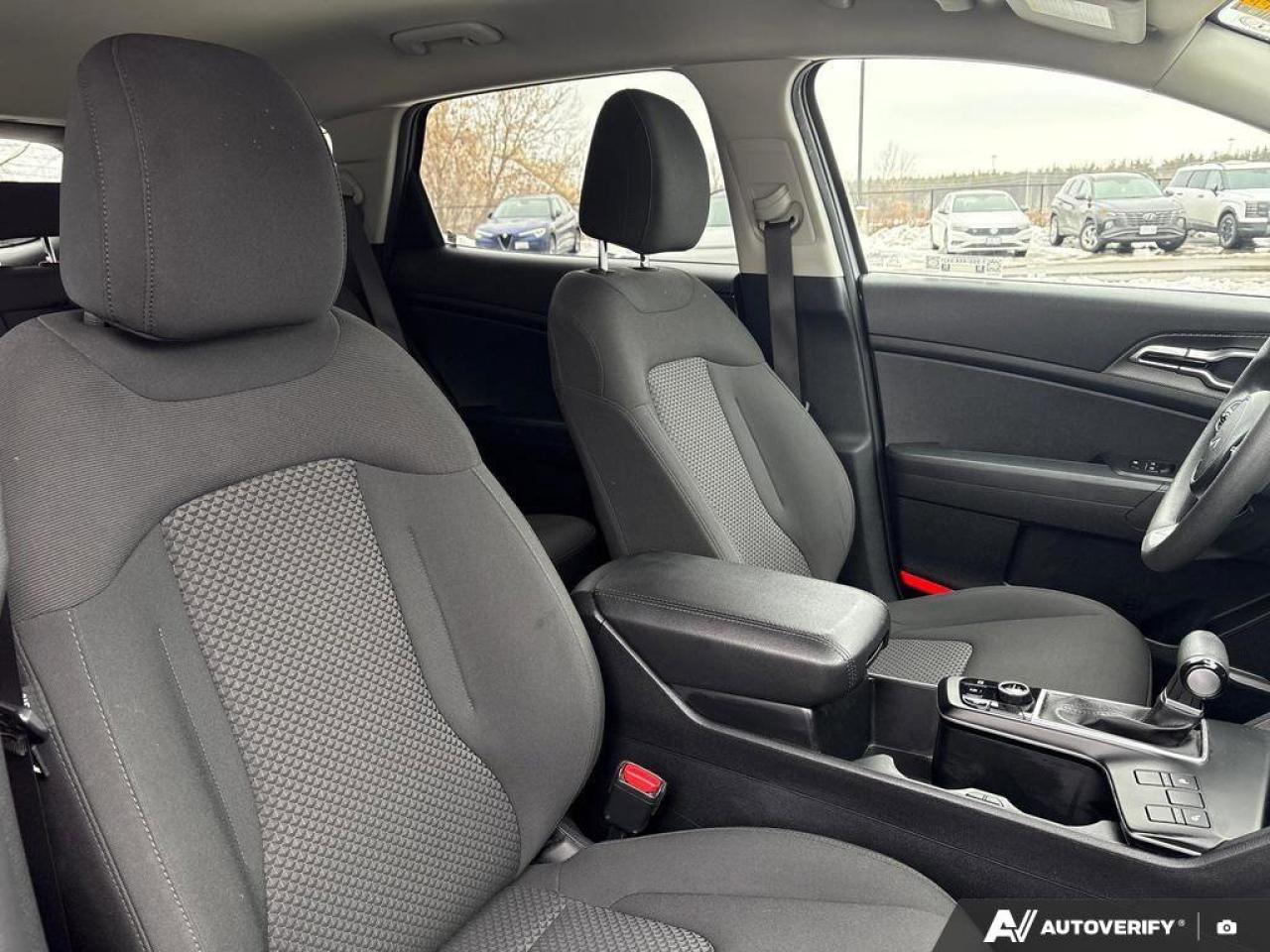 2023 Kia Sportage LX   LANE KEEP ASSIST   WIRELESS CARPLAY   HEATED Photo