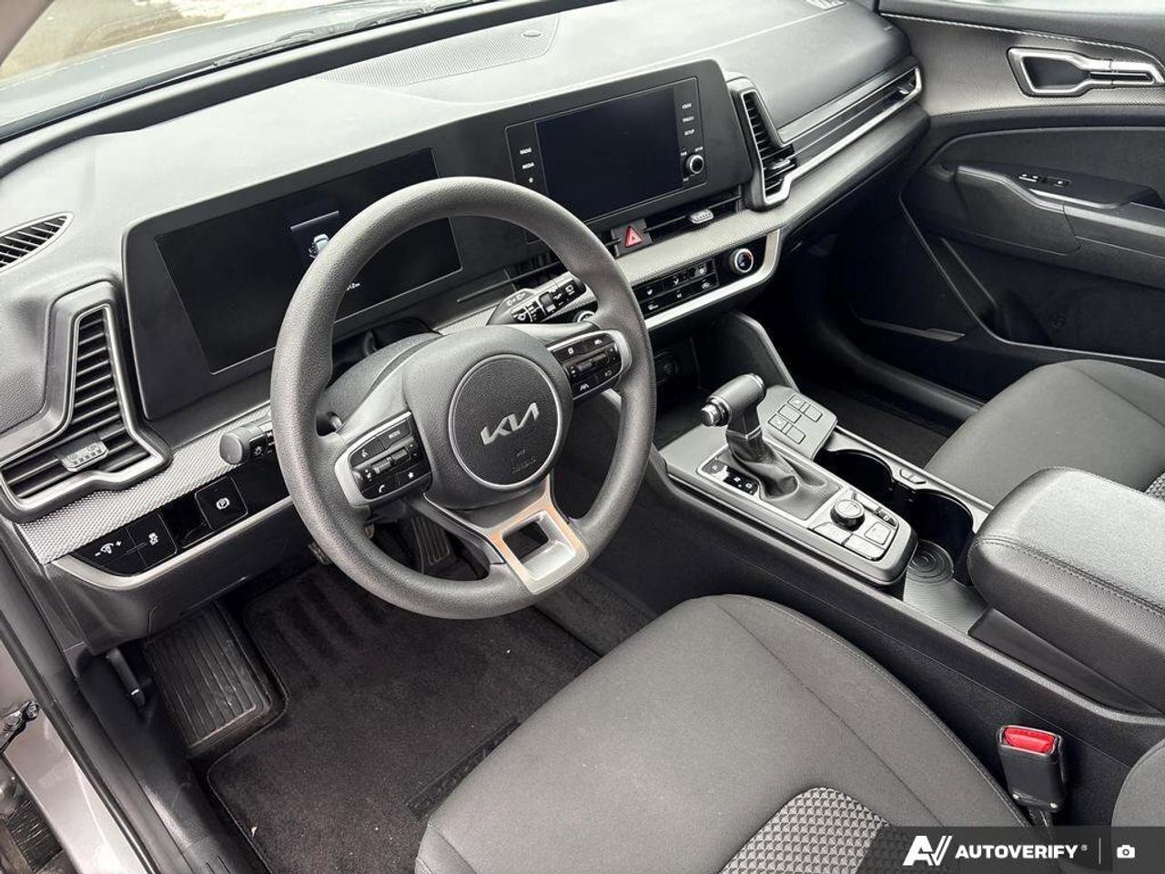 2023 Kia Sportage LX   LANE KEEP ASSIST   WIRELESS CARPLAY   HEATED Photo