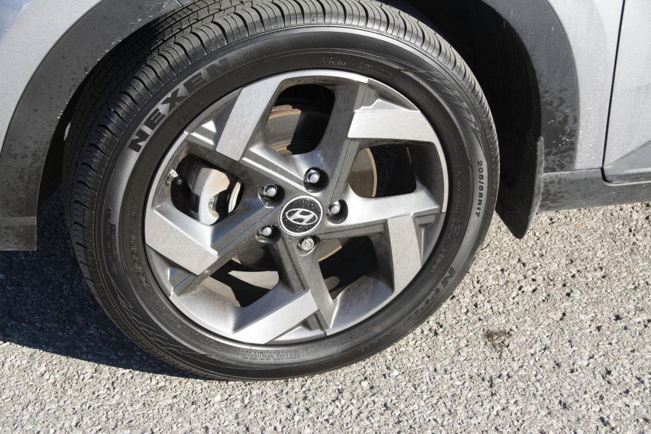 2024 Hyundai Venue PREFERRED Photo