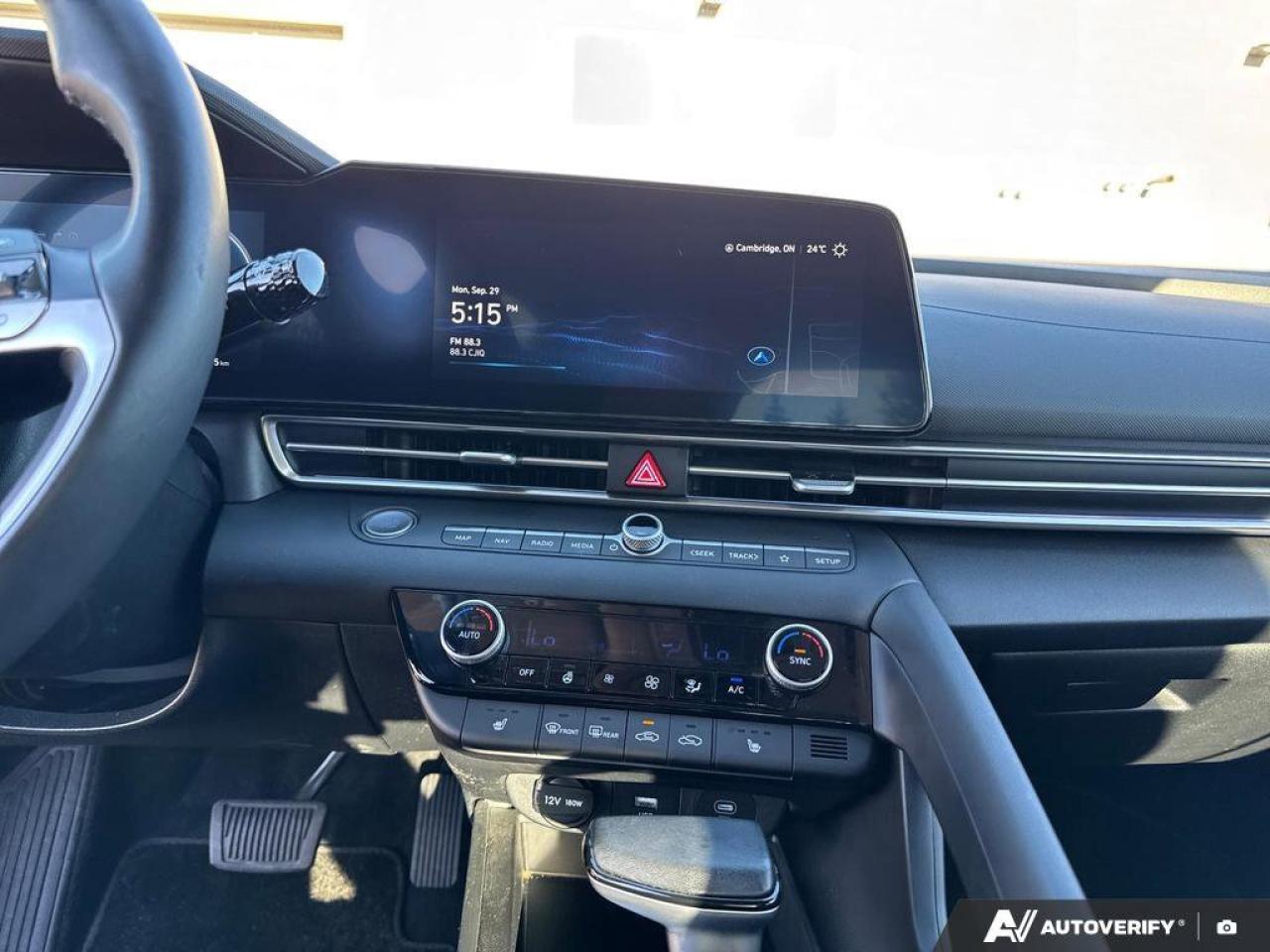 2024 Hyundai Elantra Preferred IVT w/Sun & Tech Package   Sunroof   Hea Photo