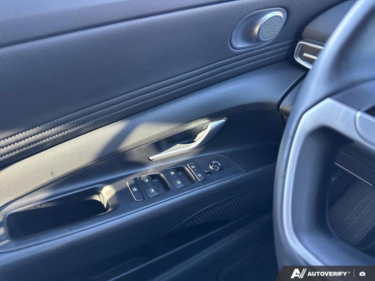 2024 Hyundai Elantra Preferred IVT w/Sun & Tech Package   Sunroof   Hea Photo