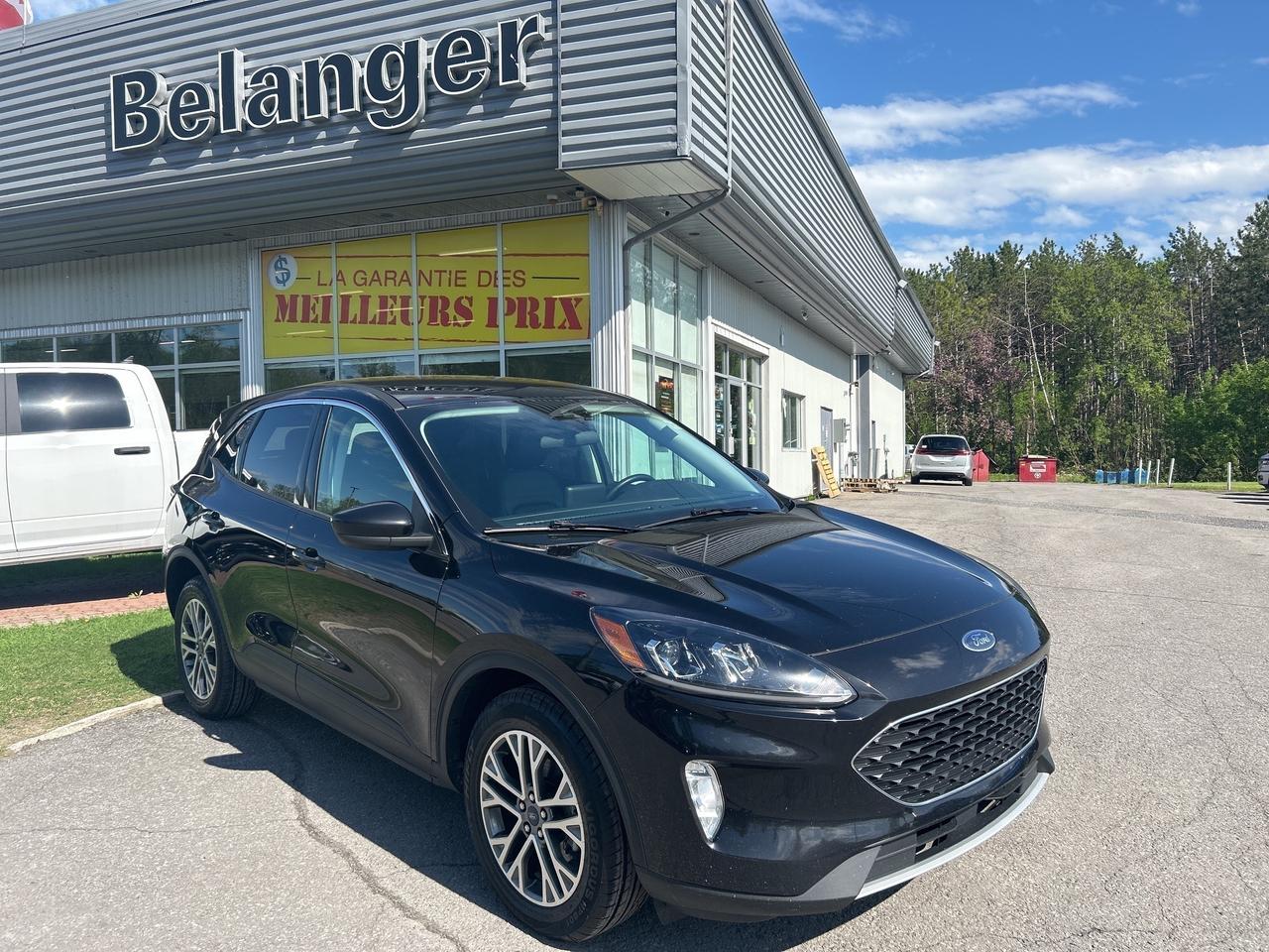 2022 Ford Escape SEL Photo0