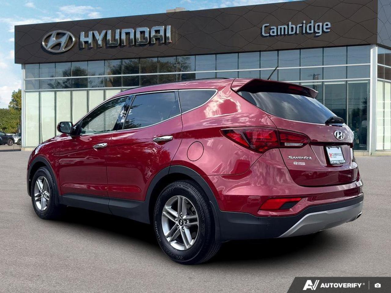 2018 Hyundai Santa Fe Sport FWD   Spacious SUV   Heated Seats   Backup Camera Photo4