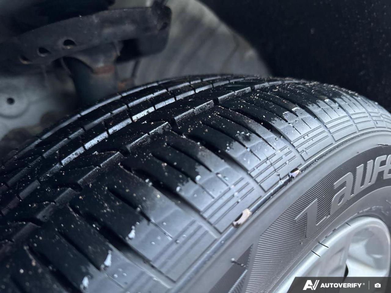 2019 Hyundai KONA Essential   Carplay   Heated Seats   Backup Cam Photo