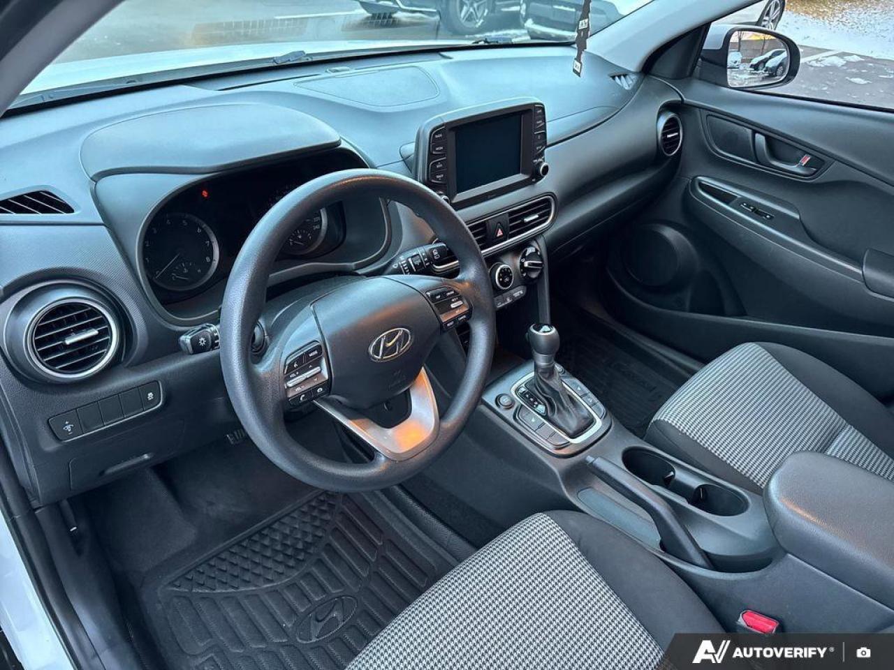 2019 Hyundai KONA Essential   Carplay   Heated Seats   Backup Cam Photo