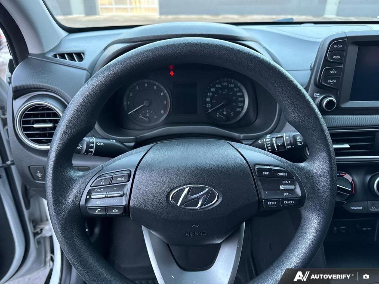 2019 Hyundai KONA Essential   Carplay   Heated Seats   Backup Cam Photo