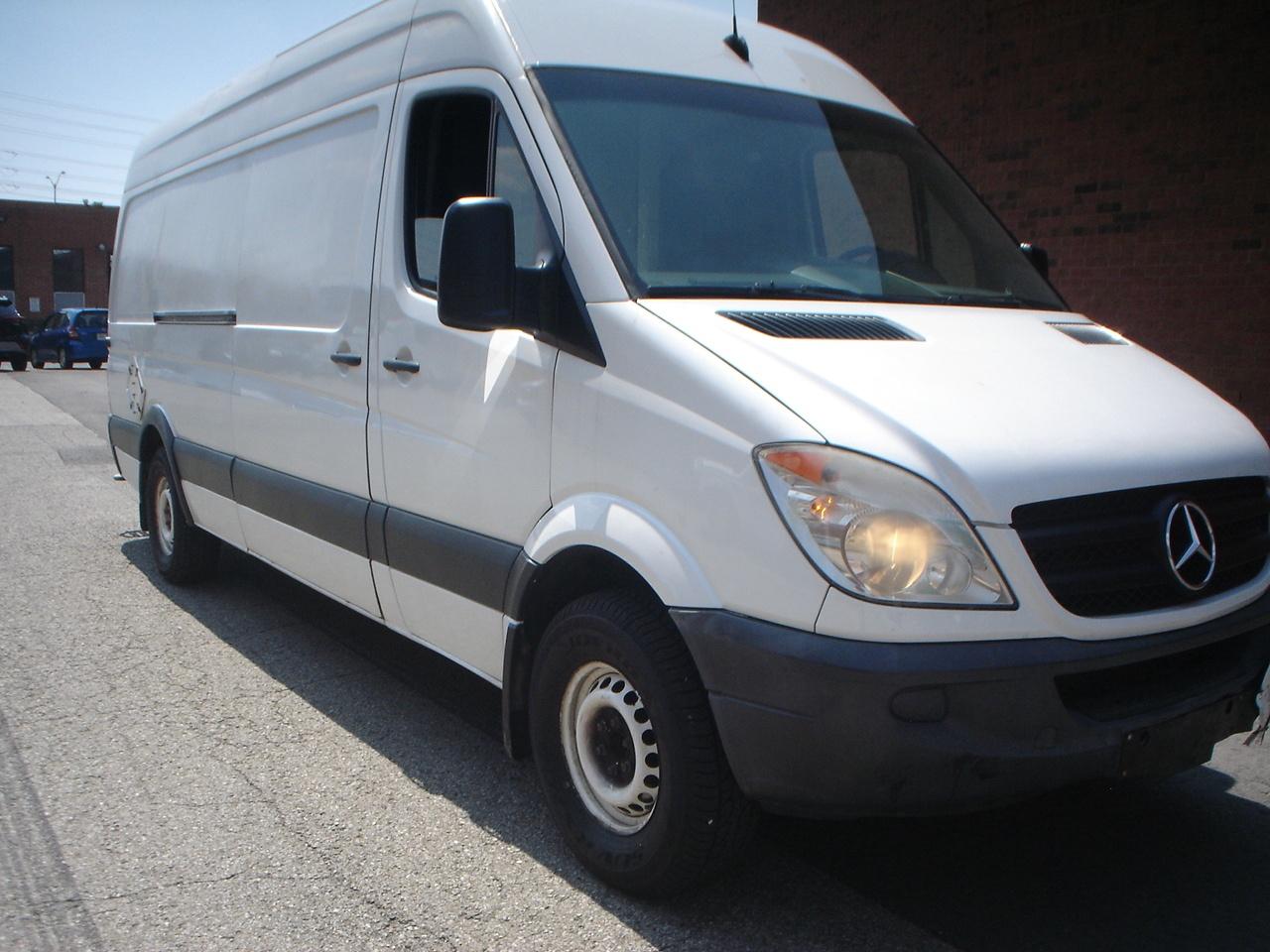 2013 Mercedes-Benz Sprinter 2500 DIESEL,HI ROOF,CERTIFIED Photo