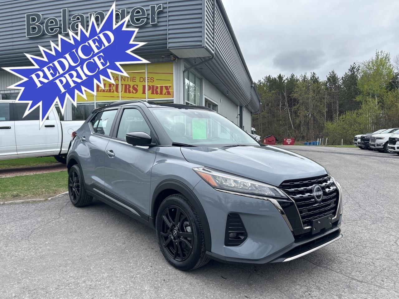 2023 Nissan Kicks SR Photo