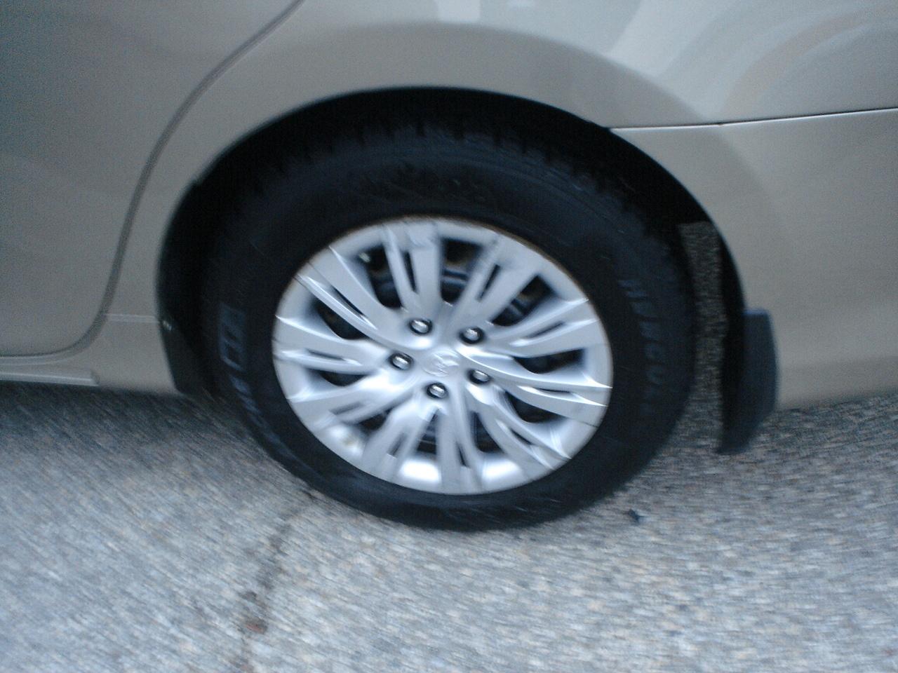 2014 Toyota Camry LE Photo