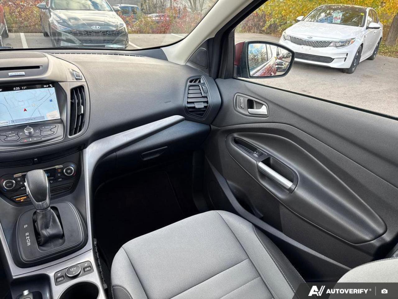 2015 Ford Escape SE Photo