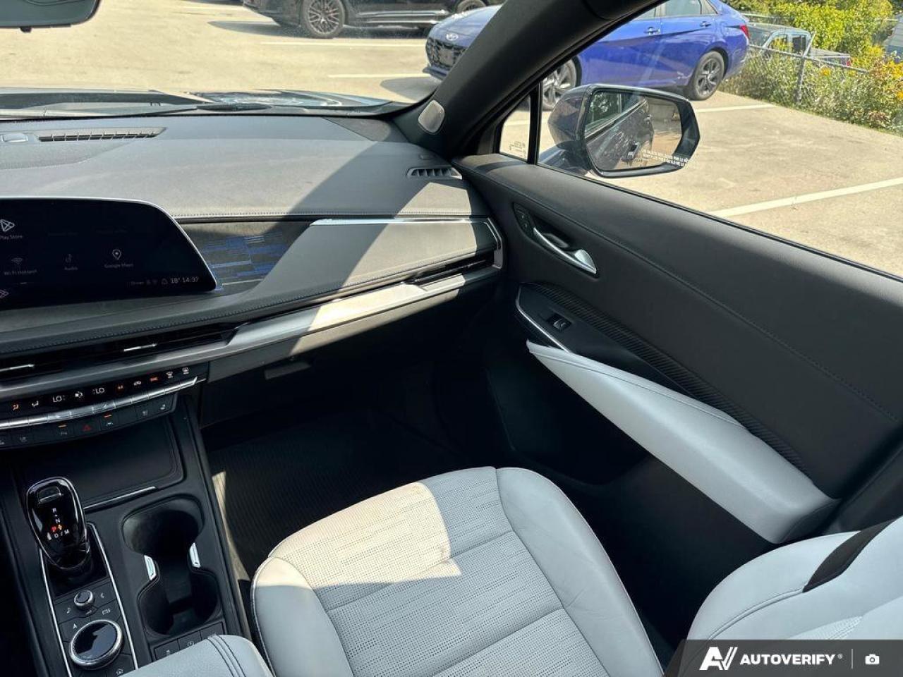 2024 Cadillac XT4 AWD Sport   Panoramic Sunroof   Wireless Carplay Photo