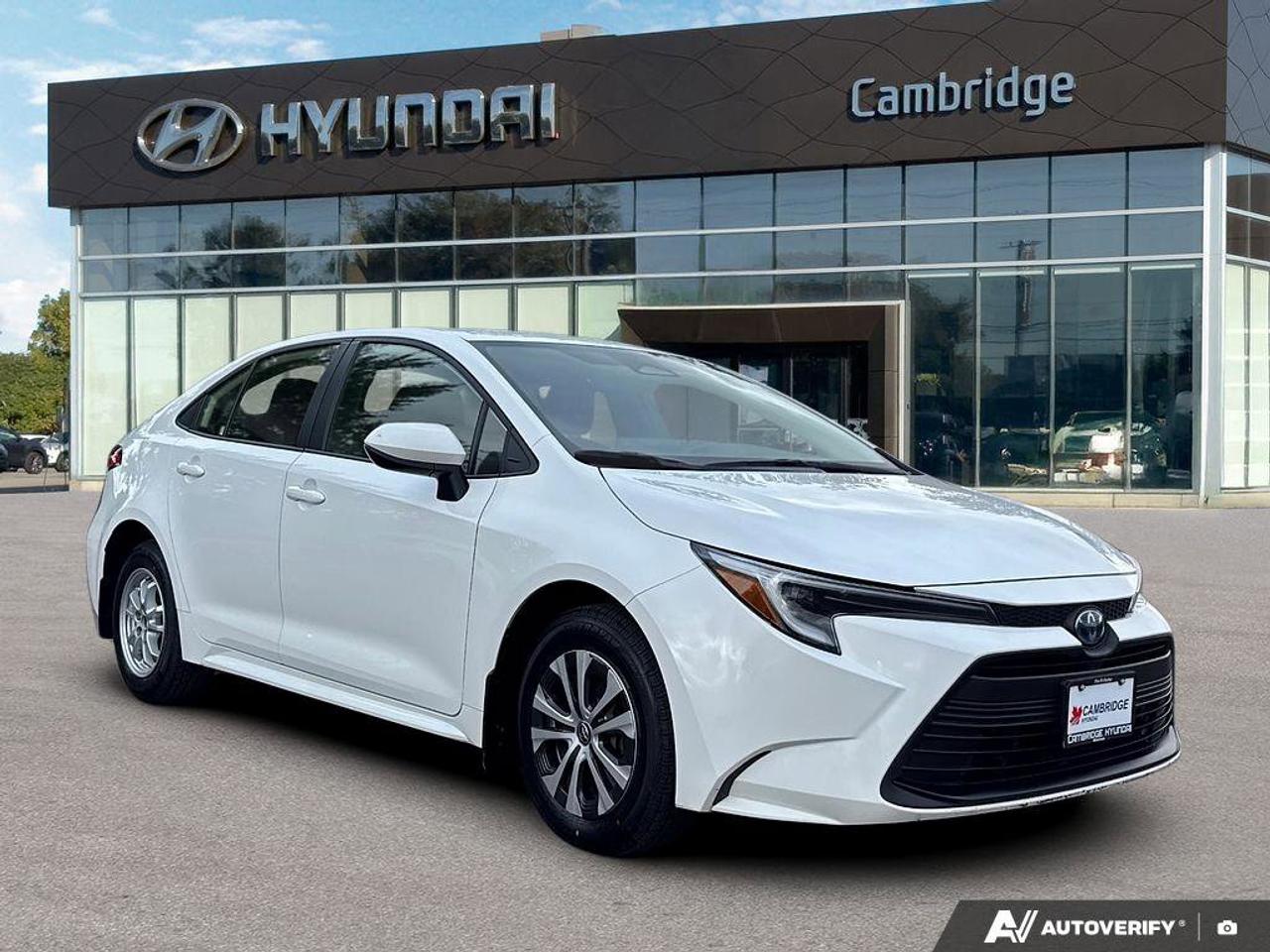 2024 Toyota Corolla Hybrid LE   Heated Seats   Carplay   Toyota Safety Photo