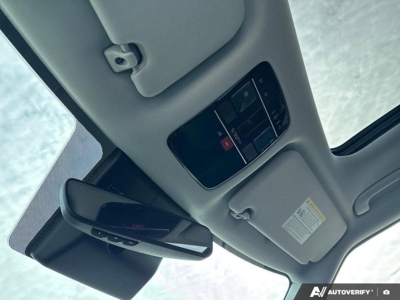 2025 Hyundai Santa Fe XRT AWD   Panoramic Sunroof   Heated Seats   Carpl Photo