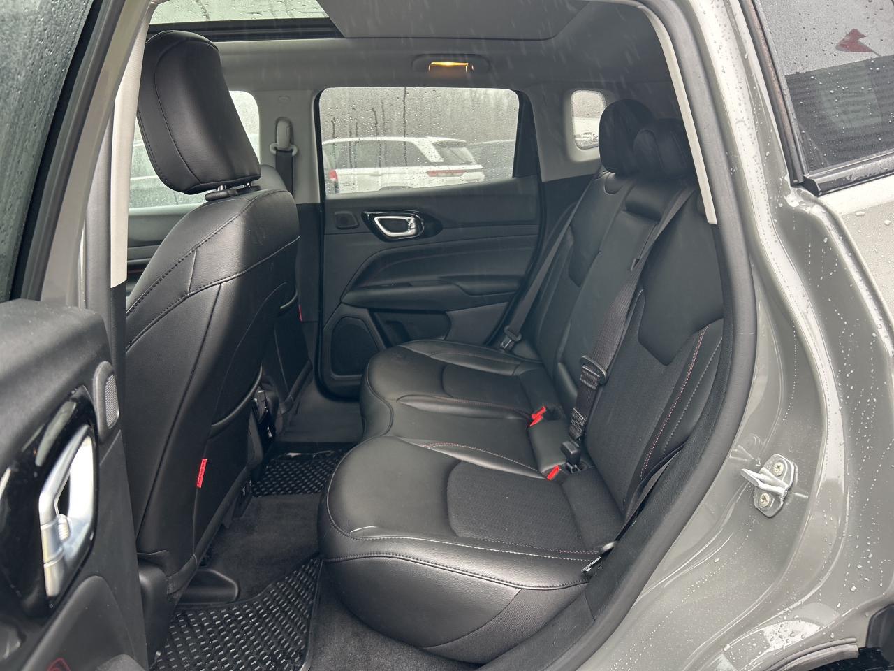 2022 Jeep Compass Trailhawk Photo