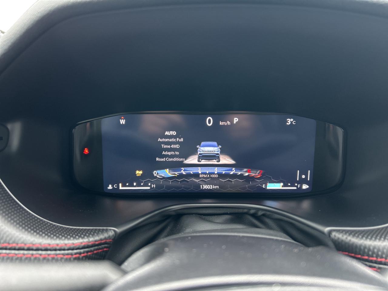 2022 Jeep Compass Trailhawk Photo