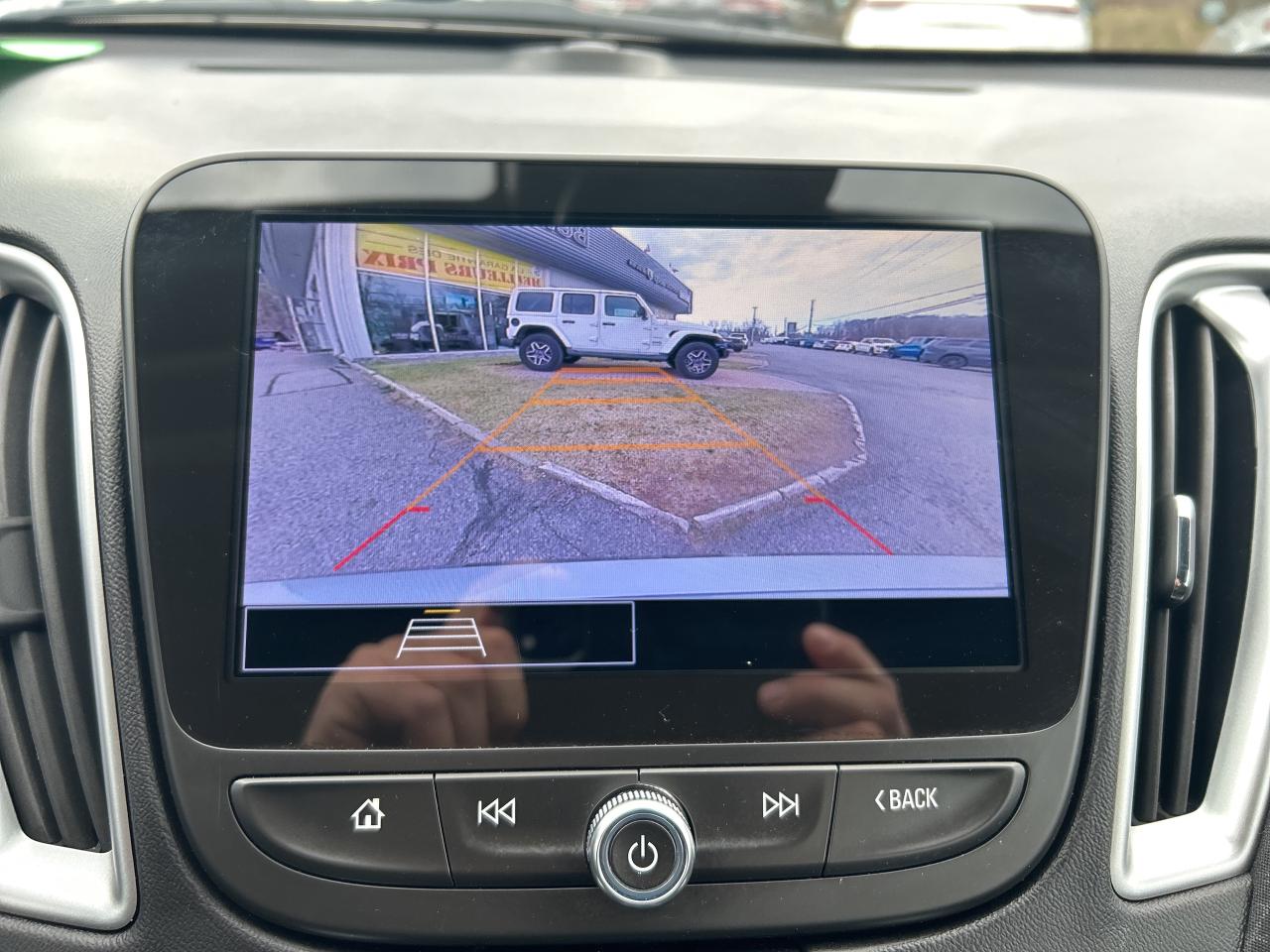 2024 Chevrolet Malibu LS Photo