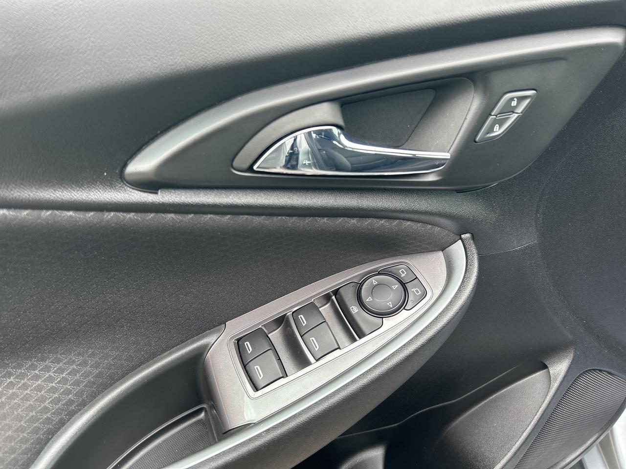 2024 Chevrolet Malibu LS Photo