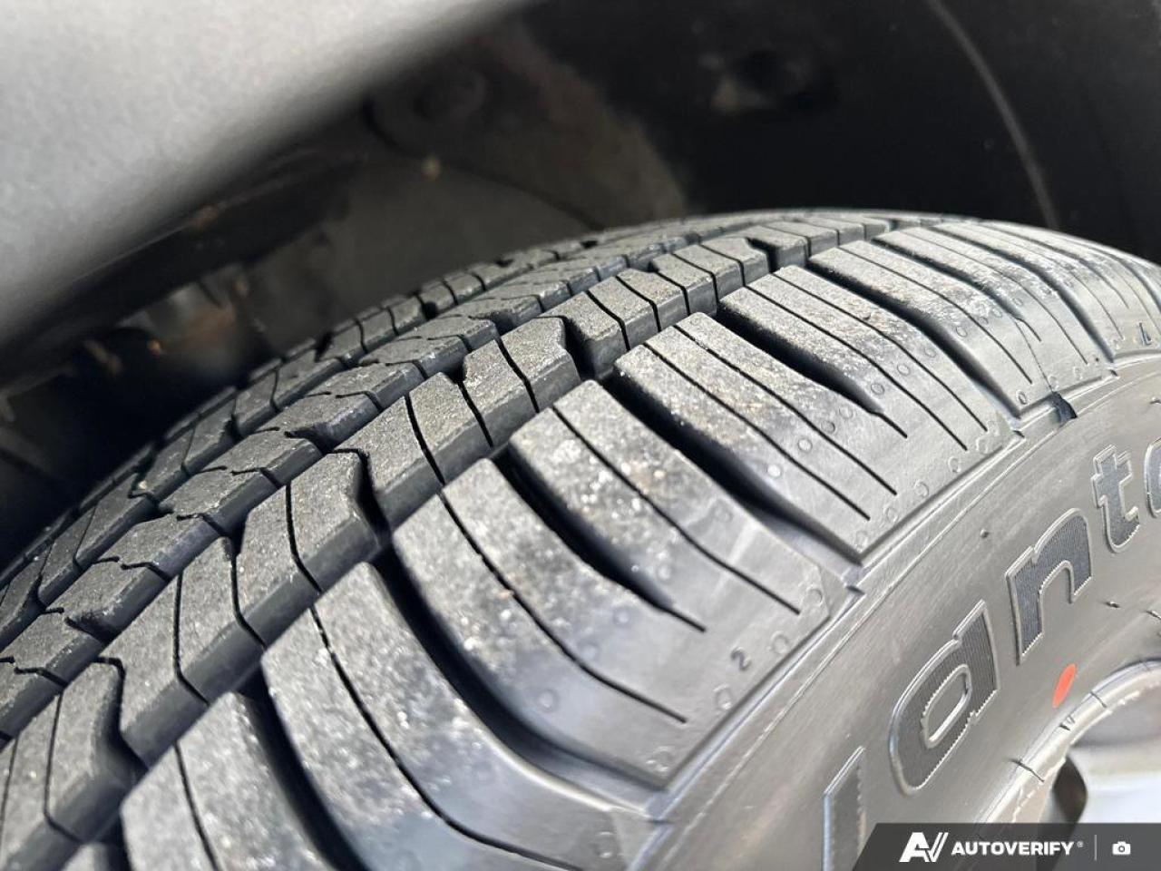 2017 Hyundai Santa Fe Sport Premium AWD   Heated Seats   Backup Cam   Bluetoot Photo