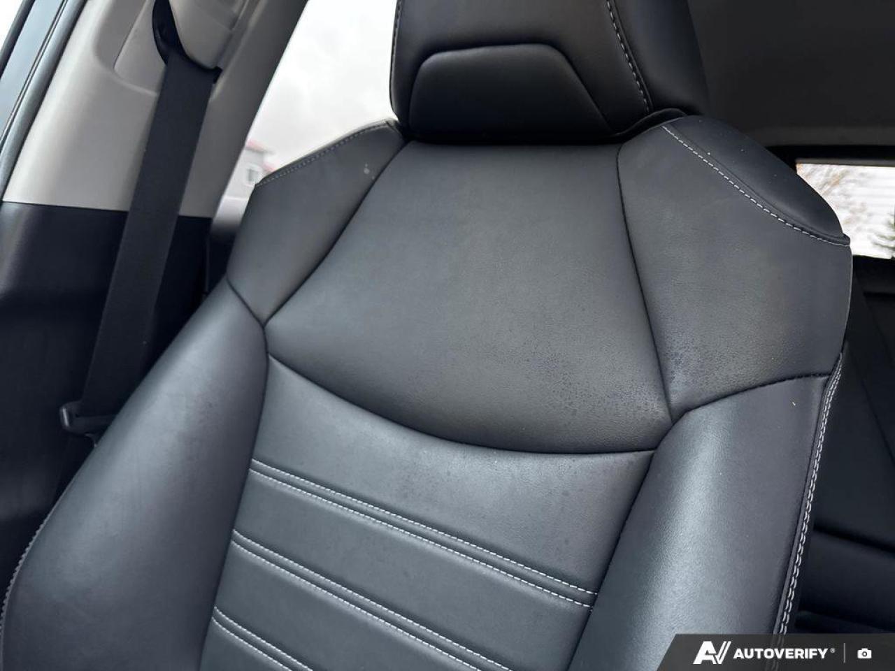 2022 Toyota RAV4 XLE AWD   Heated Seats   Sunroof   Carplay Photo