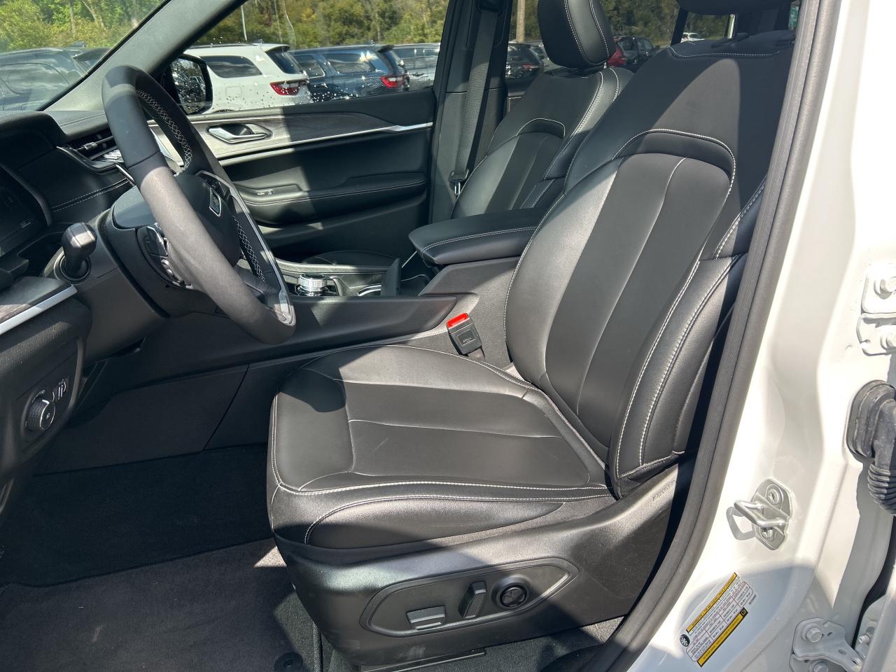 2024 Jeep Grand Cherokee Limited Photo