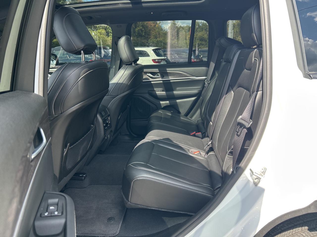 2024 Jeep Grand Cherokee Limited Photo