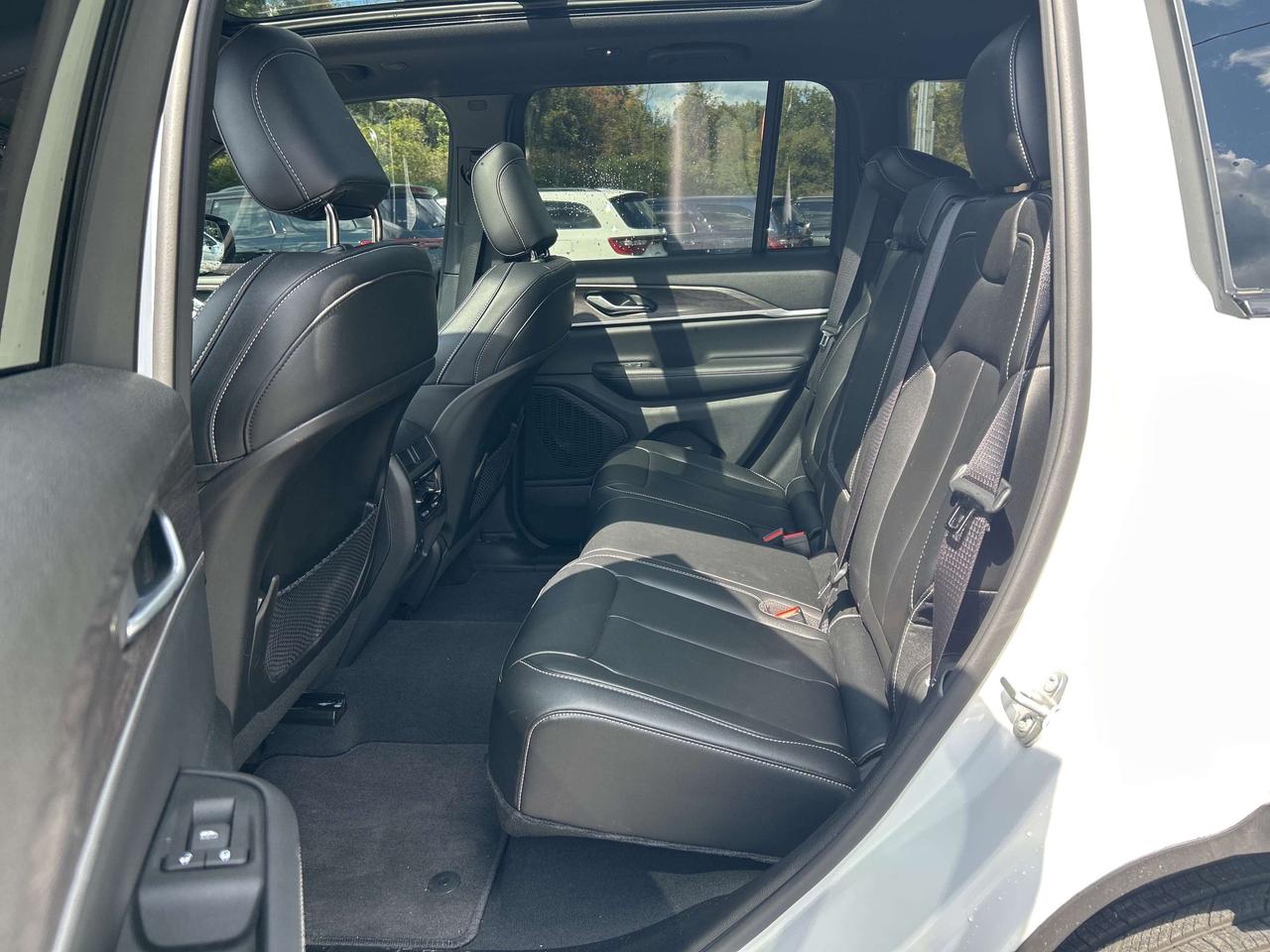 2024 Jeep Grand Cherokee Limited Photo