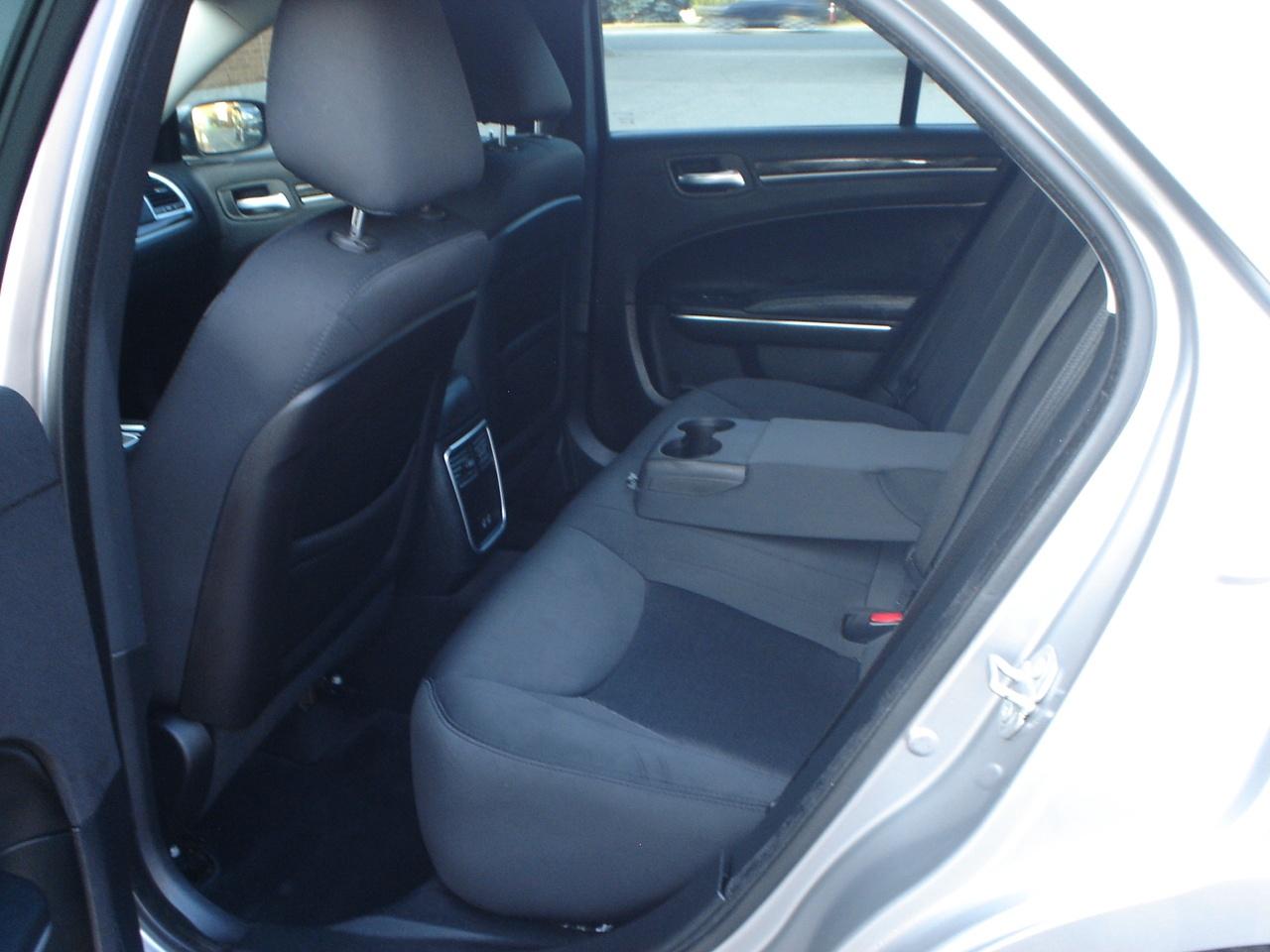 2018 Chrysler 300 300 Touring AWD Photo