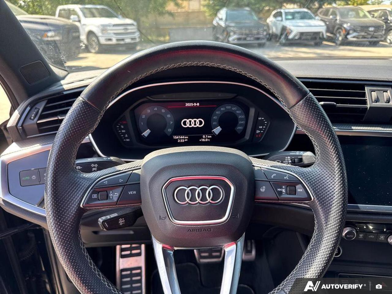 2021 Audi Q3 Progressiv S-Line   NO ACCIDENTS   8.4L/100km Photo