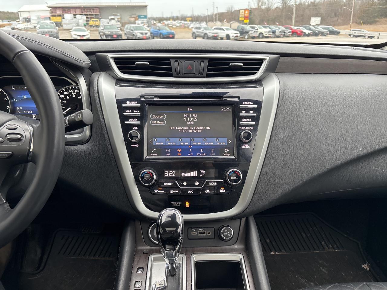 2021 Nissan Murano Platinum Photo