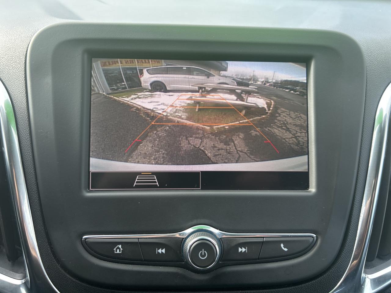 2022 Chevrolet Equinox LT AWD Photo