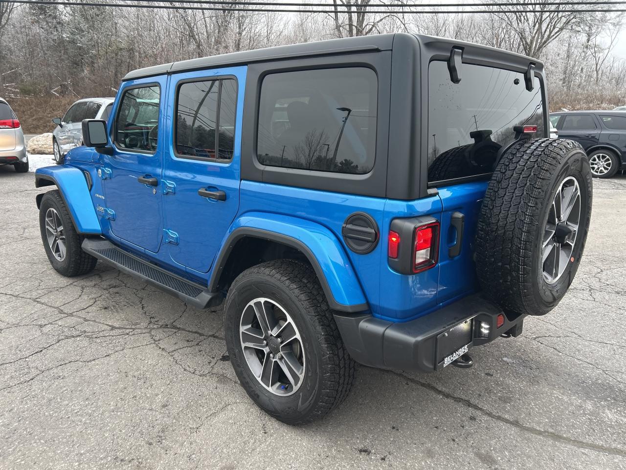 2023 Jeep Wrangler Sahara Photo