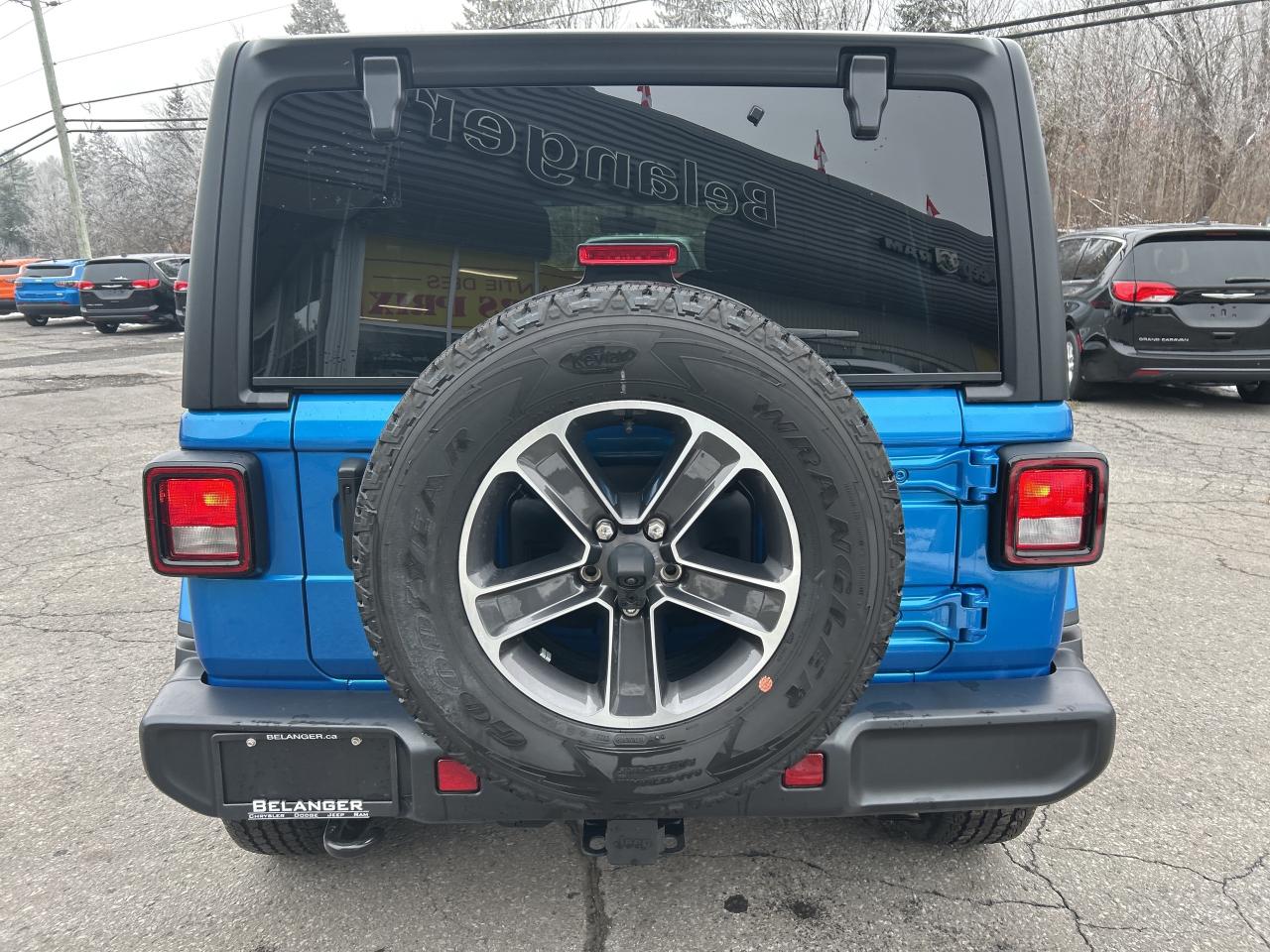 2023 Jeep Wrangler Sahara Photo