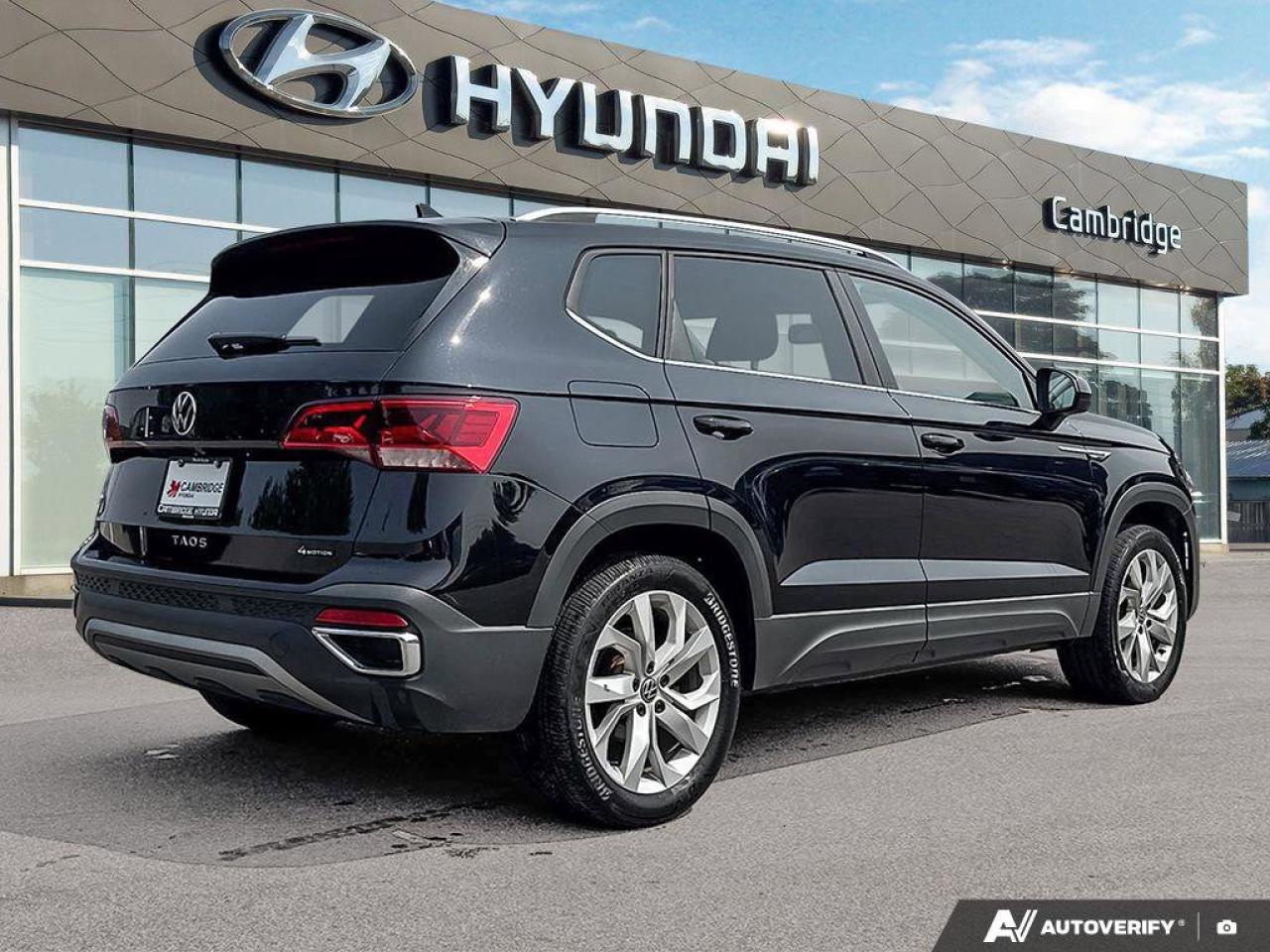 2022 Volkswagen Taos Comfortline   Pano Sunroof   Digital Cockpit   Hea Photo