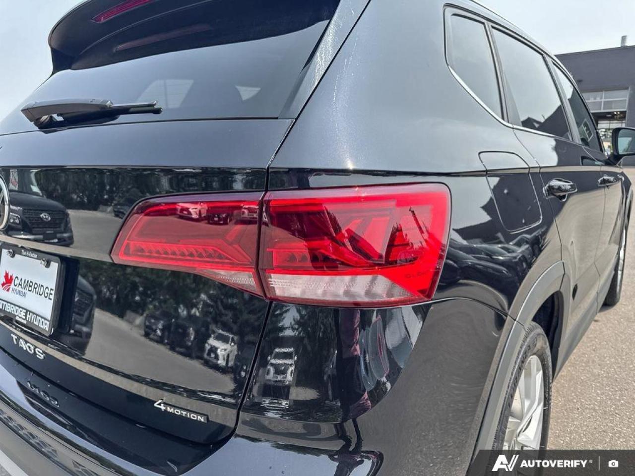 2022 Volkswagen Taos Comfortline   Pano Sunroof   Digital Cockpit   Hea Photo