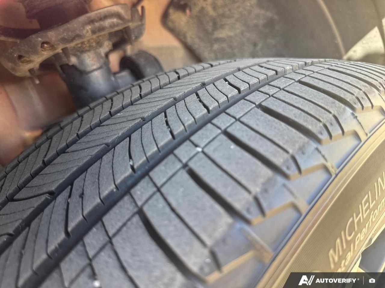 2024 Hyundai Tucson Hybrid N-Line AWD   Panoramic Sunroof   Carplay   One Own Photo