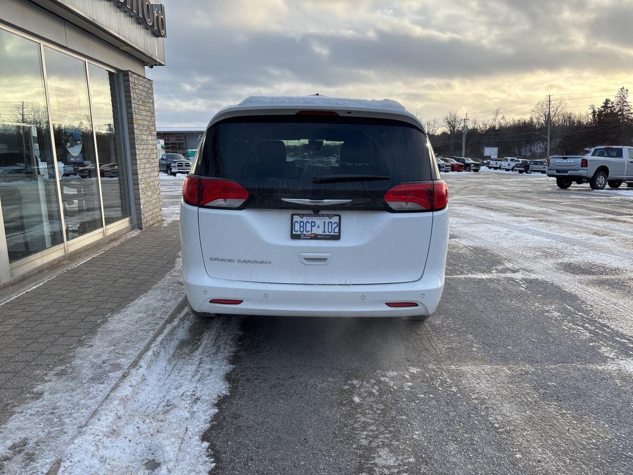 2024 Chrysler Grand Caravan SXT Photo